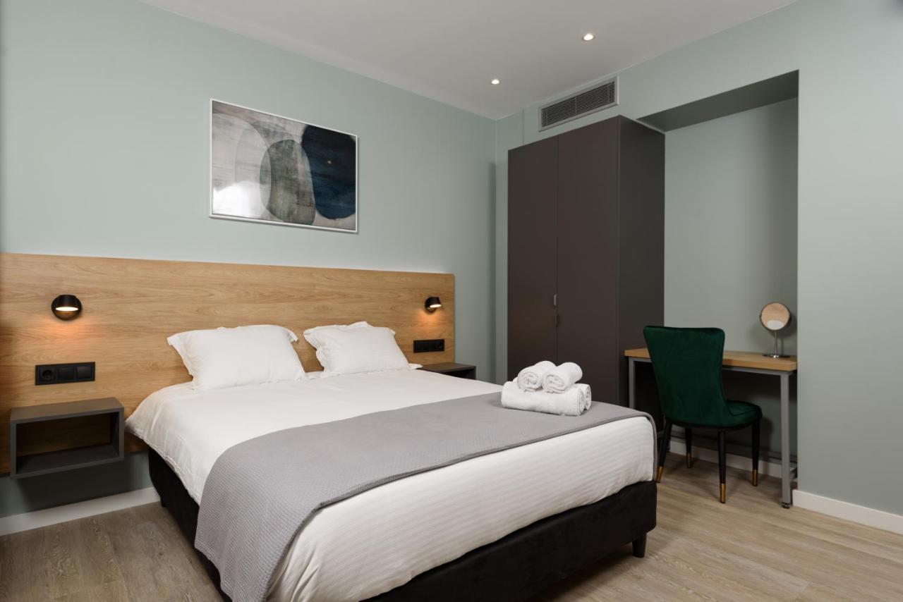 Crossroads Athens By Yha Apartamento Exterior foto