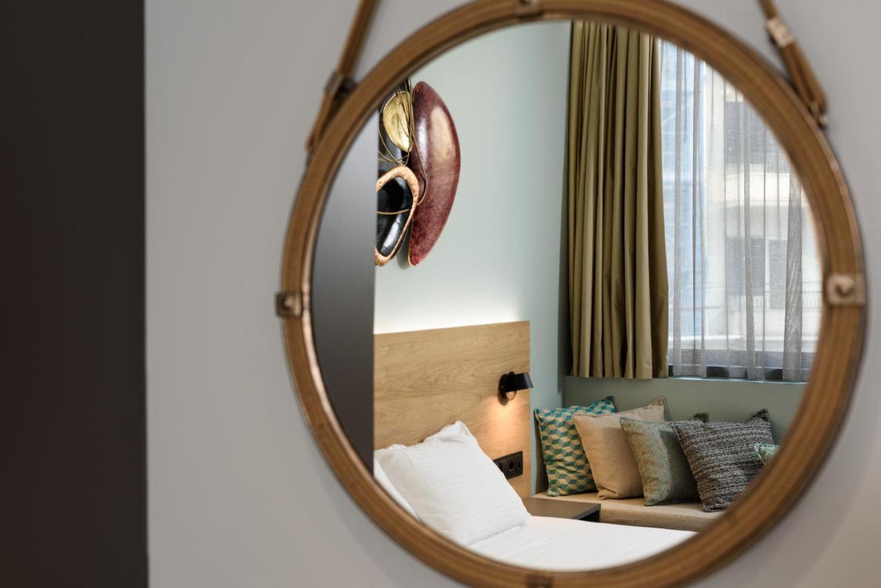 Crossroads Athens By Yha Apartamento Exterior foto