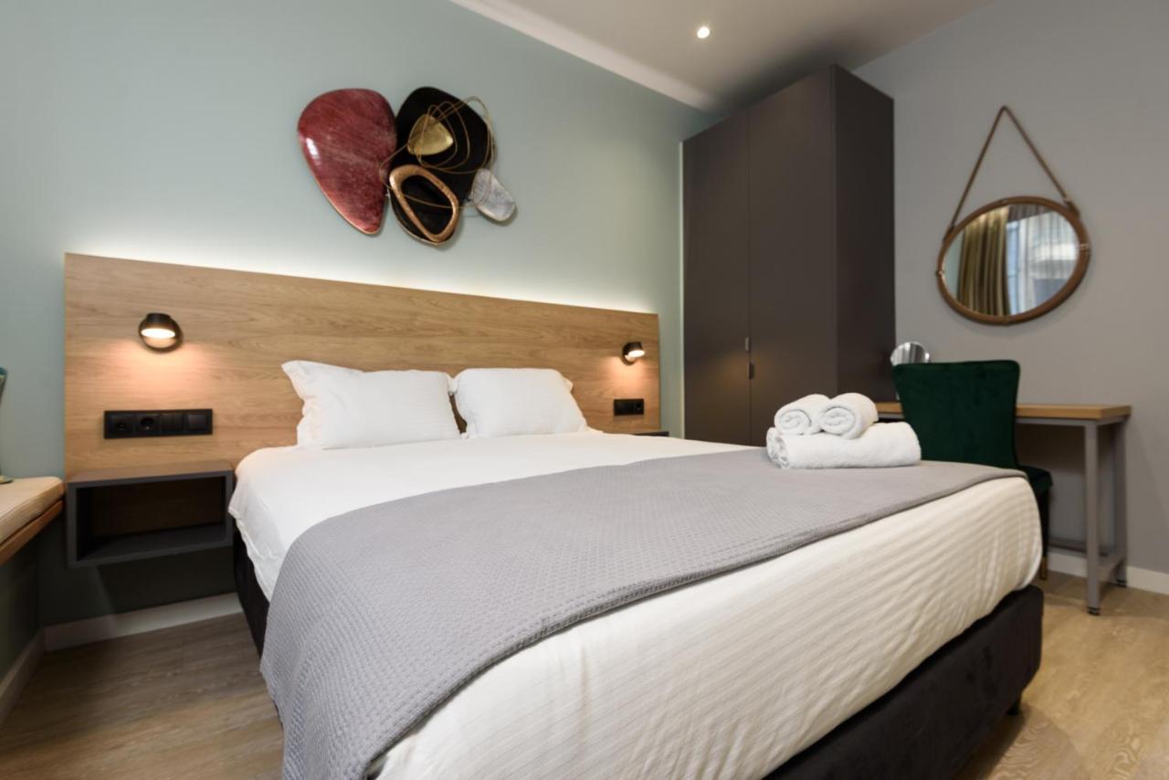 Crossroads Athens By Yha Apartamento Exterior foto
