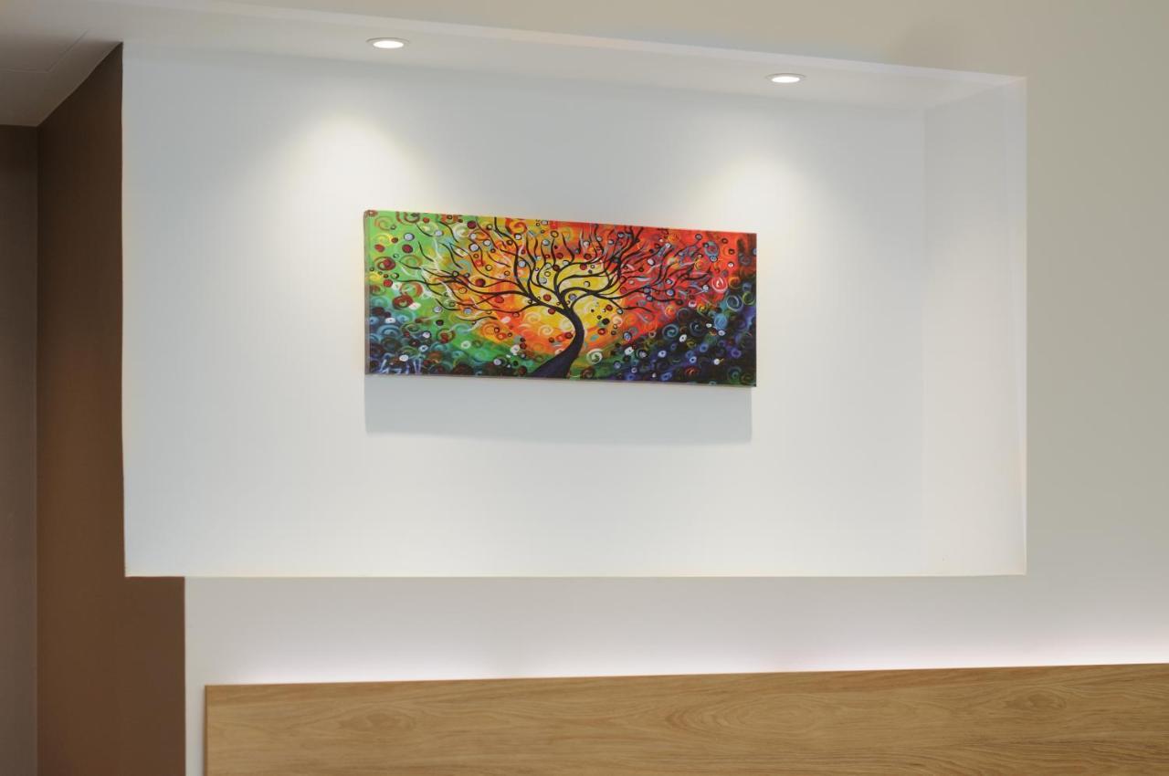 Crossroads Athens By Yha Apartamento Exterior foto